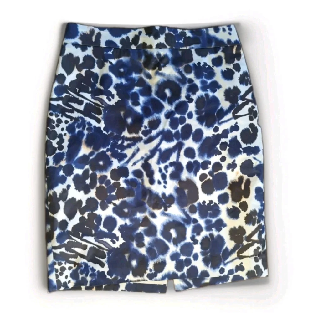 Ann Taylor Pencil Skirt watercolor abstract graphic print blue cream Size 6P
